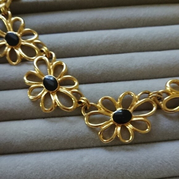 Gold tone Flower Design Runway Necklace - Picture 3 of 8